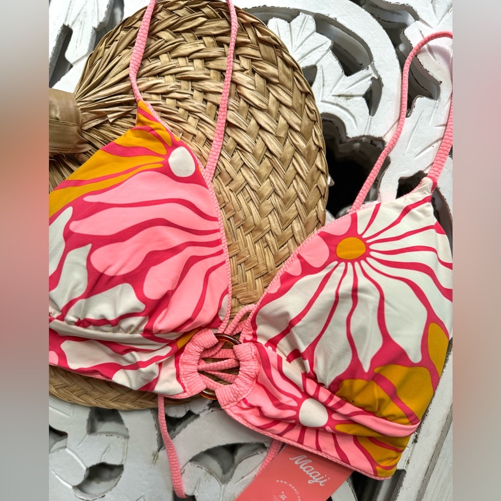 πΈπΈ MAAJI πΈπΈ REVERSIBLE FLORAL BIKINI SWIM TOP - Picture 6 of 13